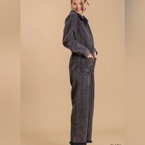 NWOT Umgee Black Stone Wash Wide Leg Distressed Jumpsuit Size Medium